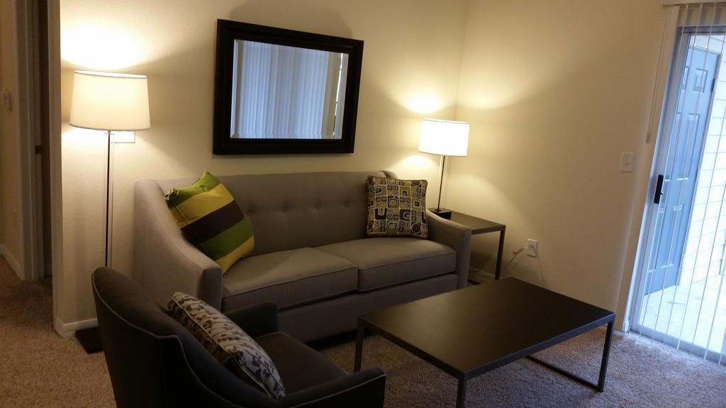 Oakwood Living Raleigh At Brier Creek Apartment เดอแรม ภายนอก รูปภาพ